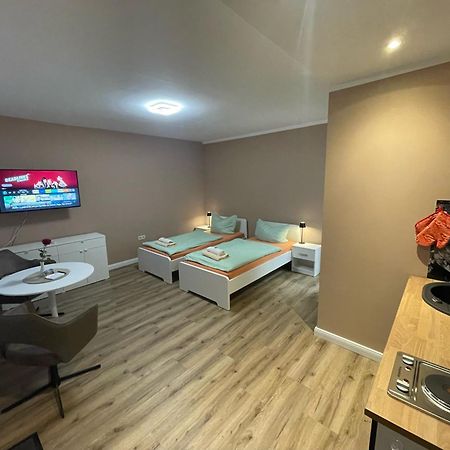 Top-Moderne Ferienwohnung Und Apartments Auf Frueherem Wunderschoenen Bauernhof Im Elbe-Elster-Kreis In Brandenburg Bei Herzberg-Elster, Schoenewalde, Holzdorf Ngoại thất bức ảnh