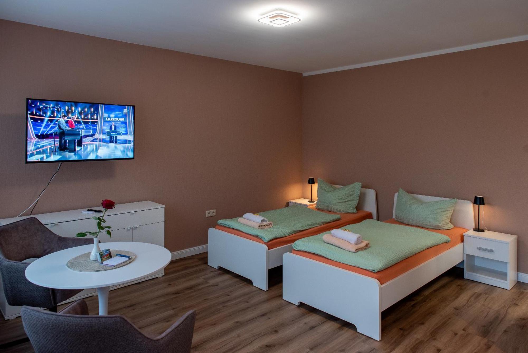 Top-Moderne Ferienwohnung Und Apartments Auf Frueherem Wunderschoenen Bauernhof Im Elbe-Elster-Kreis In Brandenburg Bei Herzberg-Elster, Schoenewalde, Holzdorf Ngoại thất bức ảnh